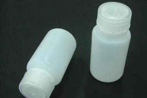 炔丙菊酯和氯氟醚菊酯的区别，前者是液体后者是固体