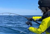 海钓用什么鱼竿好 一般用海竿